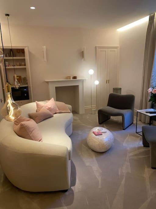 Luxury Georgian Apartment - 5 Minute Walk To Spa Bath Exteriér fotografie